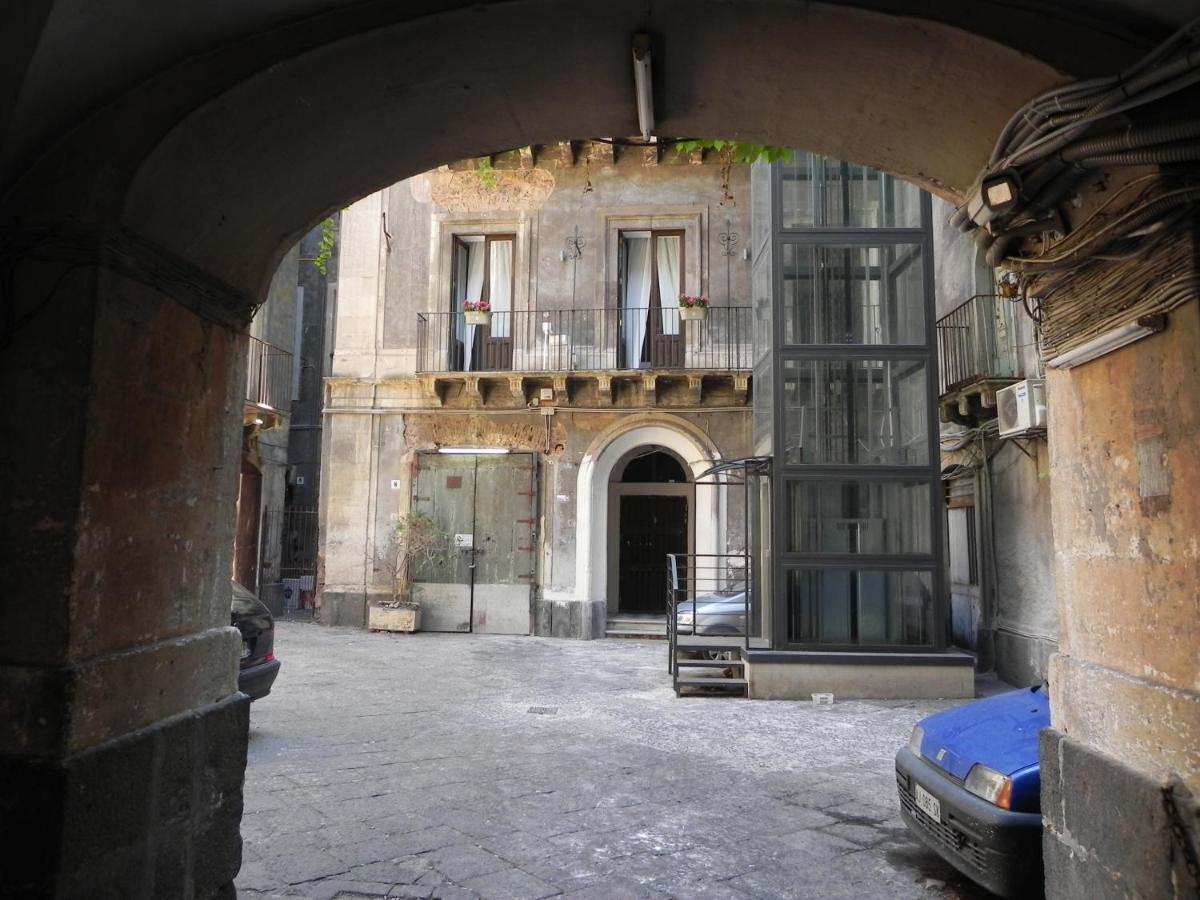 Palazzo Del Verga CTA Exteriör bild
