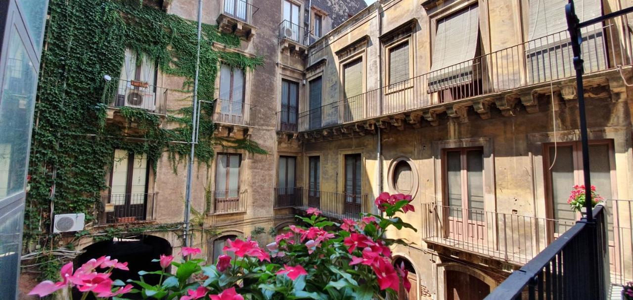 Palazzo Del Verga CTA Exteriör bild